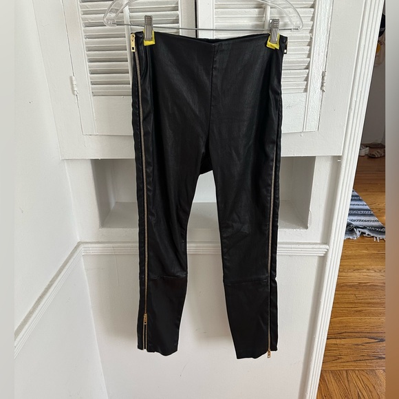 rag & bone Pants - Rag & Bone Black Leather Leggings w/ Gold Zippers